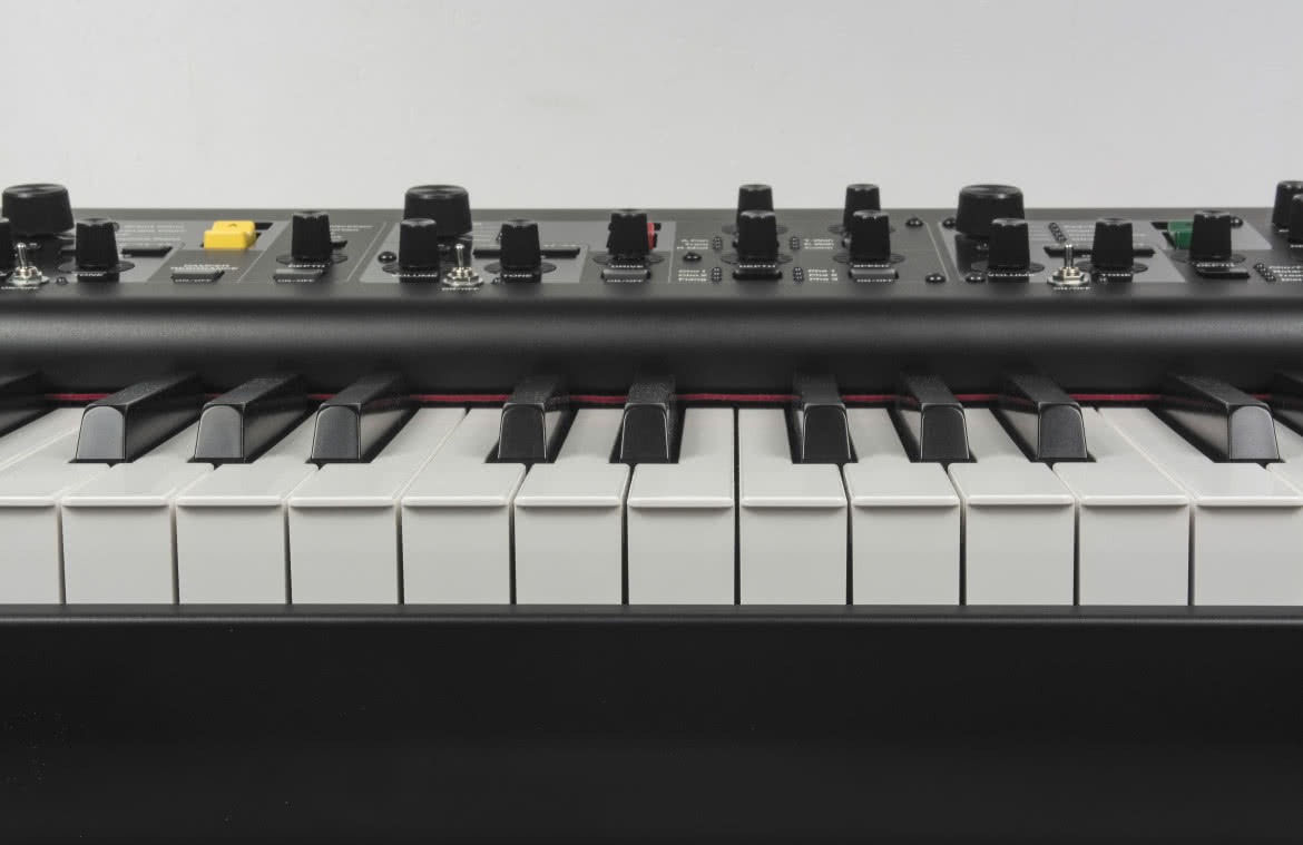 CP73 - stage piano