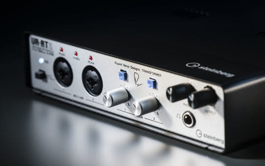UR-RT2 - interfejs audio/MIDI