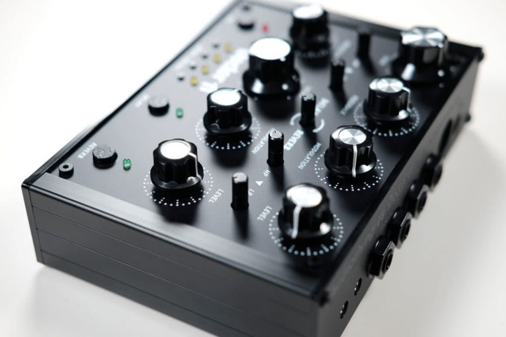 Doktor A - mobilny efekt typu reverb / delay