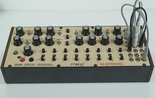 DFAM - analogowy syntezator perkusyjny
