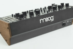 DFAM - analogowy syntezator perkusyjny