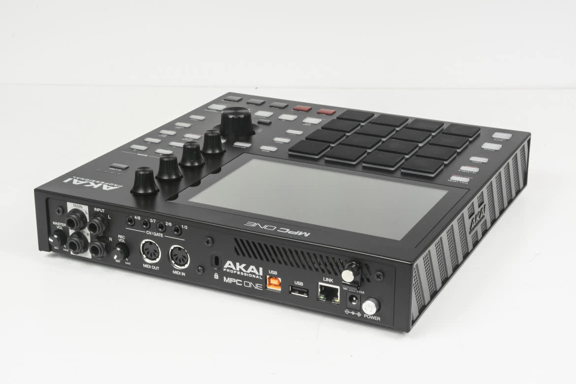 MPC One - muzyczna stacja robocza