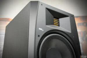 R80 v2 - monitory aktywne 
