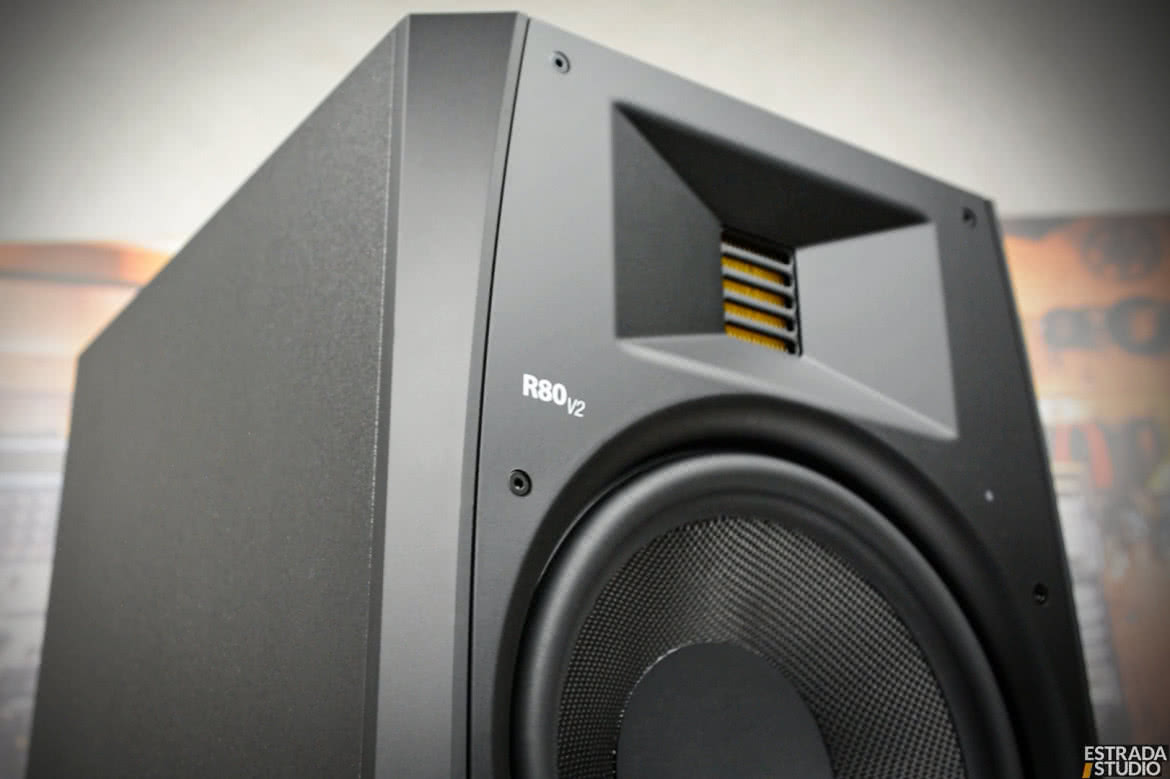 R80 v2 - monitory aktywne