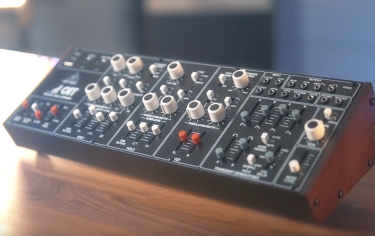 Nowy syntezator na Nowy Rok - Behringer Cat 