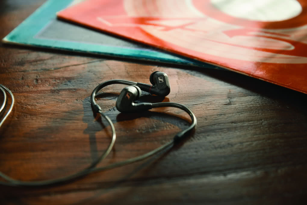 Sennheiser IE 300 - słuchawki dla mobilnych audiofilii