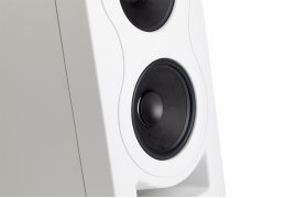 Białe monitory studyjne Kali Audio IN-5 są znowu dostępne w Polsce!