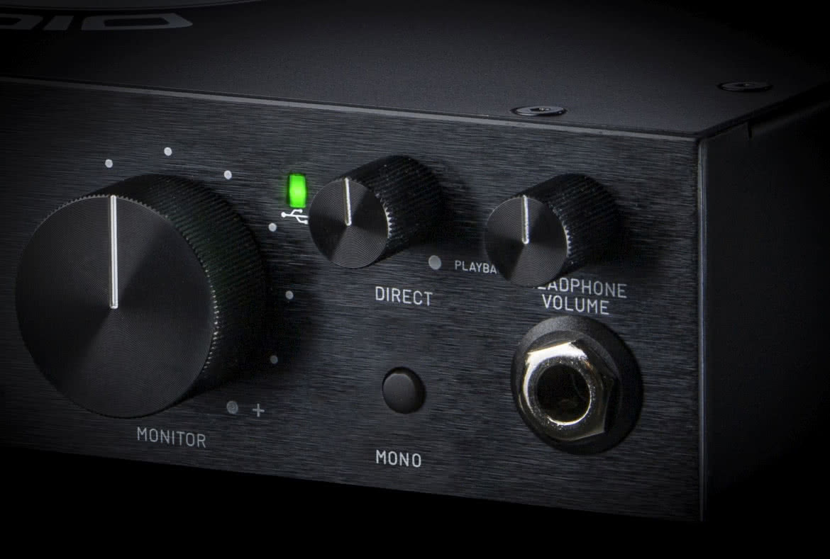Revolution 2x2 - interfejs audio