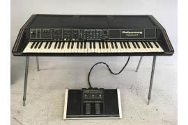 PolyM - wirtualny syntezator