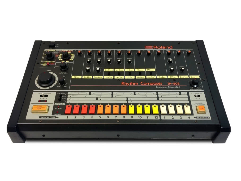 Ponad 100 ciekawych sampli z Rolanda TR-808 za darmo!