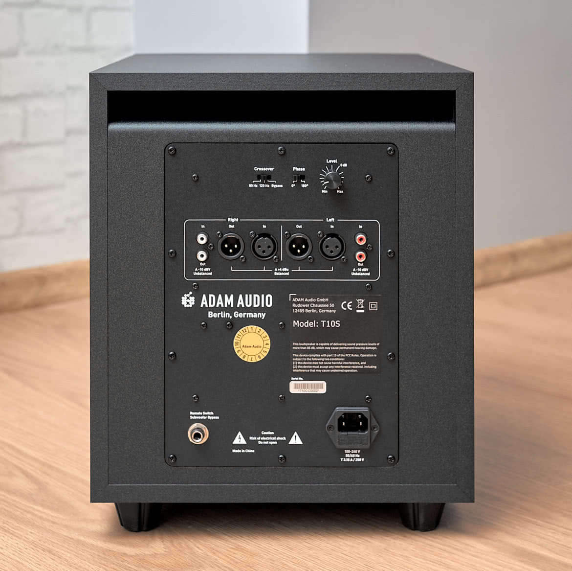 T5V i T10S - monitory z subwooferem