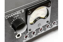 MP-2A - dwukanałowy przedwzmacniacz mikrofonowy