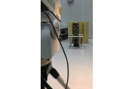 Izolacja monitorów odsłuchowych - Technologia IsoAcoustics 