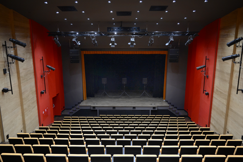 Kultura w uzdrowisku - nowa sala widowiskowa w Solcu-Zdroju