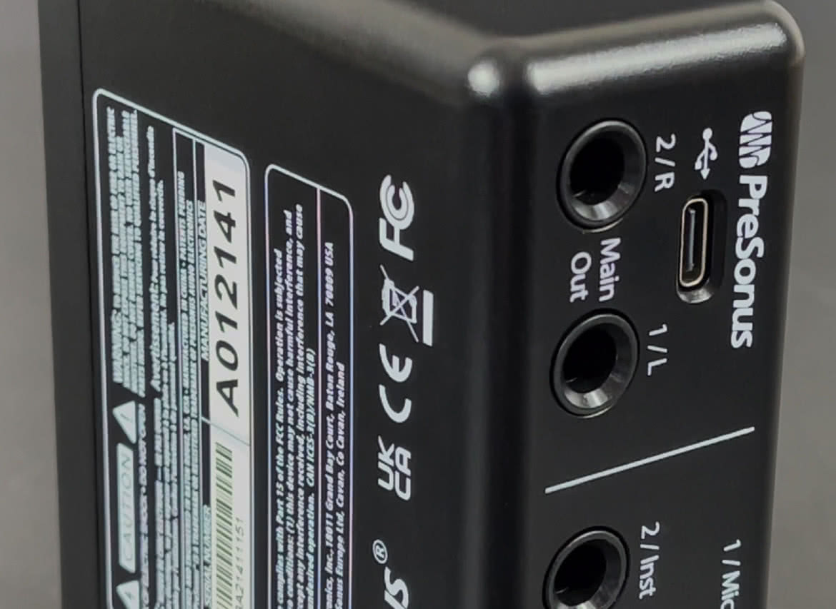 Audiobox GO - interfejs audio