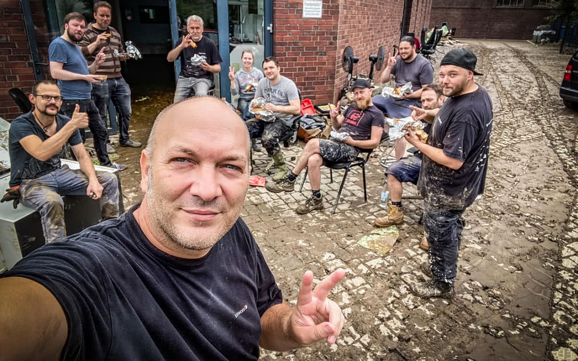 Studio Brainworx zniszczone przez powódź