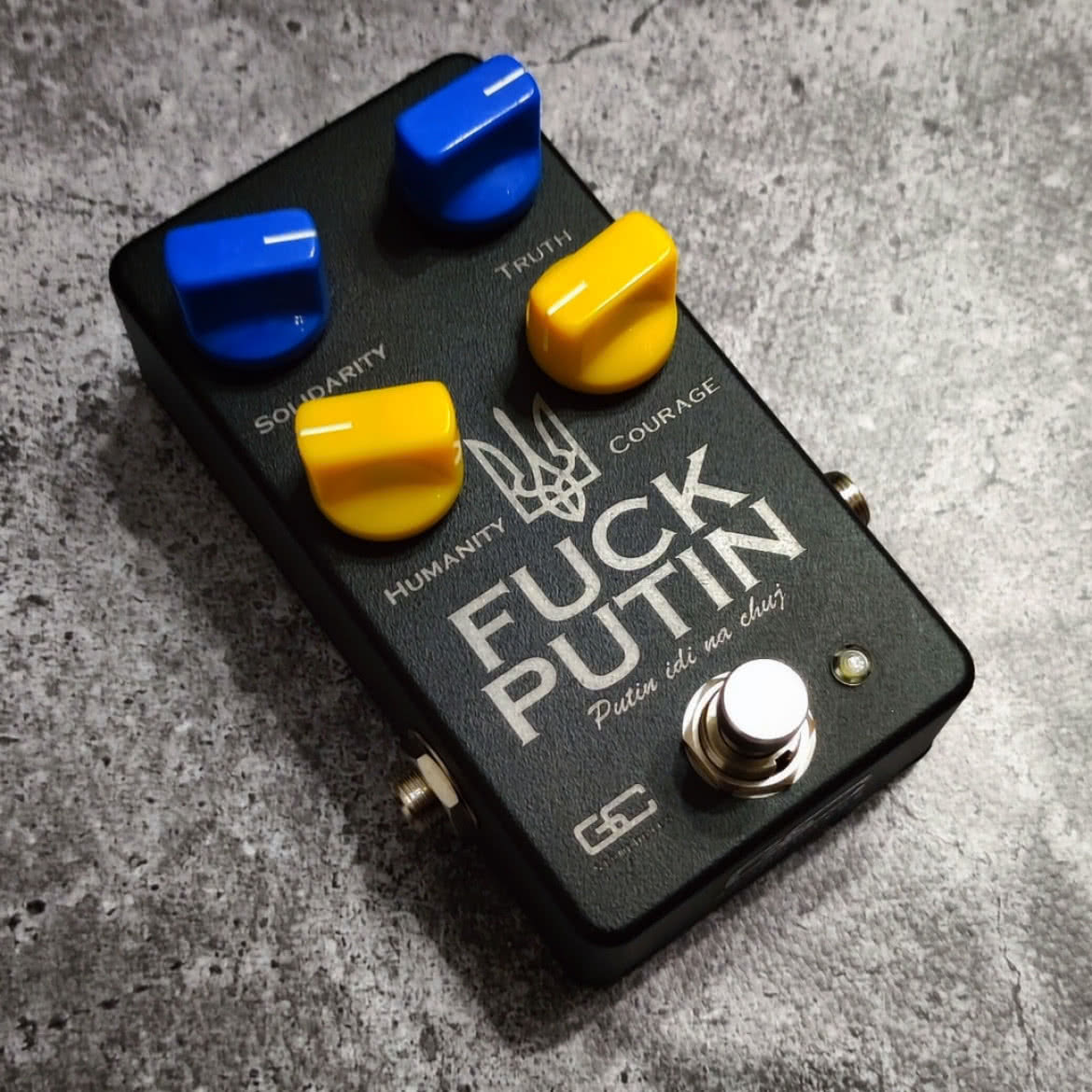 GC Stompboxes F*CK Putin - brutalny i brudny fuzz